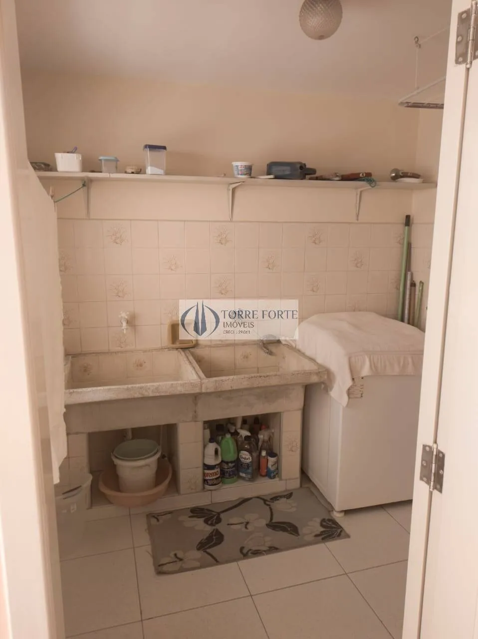 Imagem Sobrado Reformado com 2 Dormitórios, 1 Vaga e Edícula no Tucuruvi