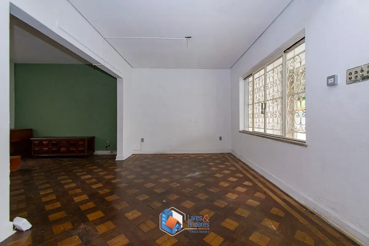 Imagem Sobrado para venda em Aclimação com 3 quartos, 295m²