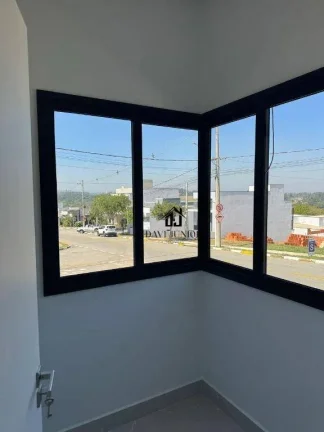 Imagem Casa com 3 dormitórios sendo 1 suite à venda, 115 m² por R$ 1.000.000 - Condomínio Terras de São Francisco - Sorocaba/SP