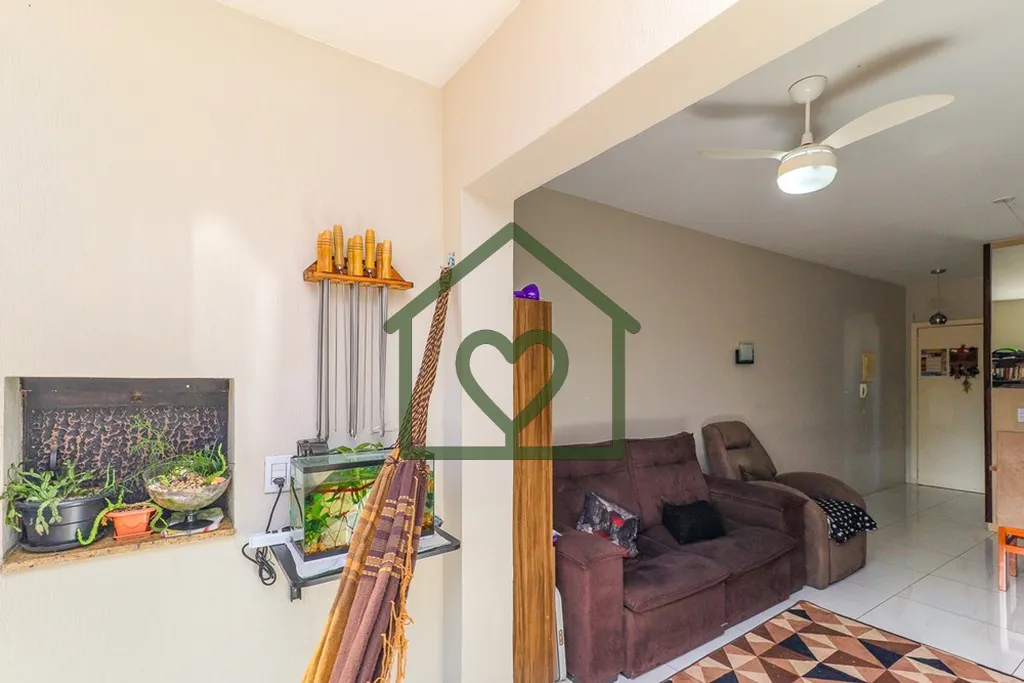 Imagem Apartamento de 2 dormitórios, com churrasqueira, 64m², térreo, box escriturado, condomínio com i...