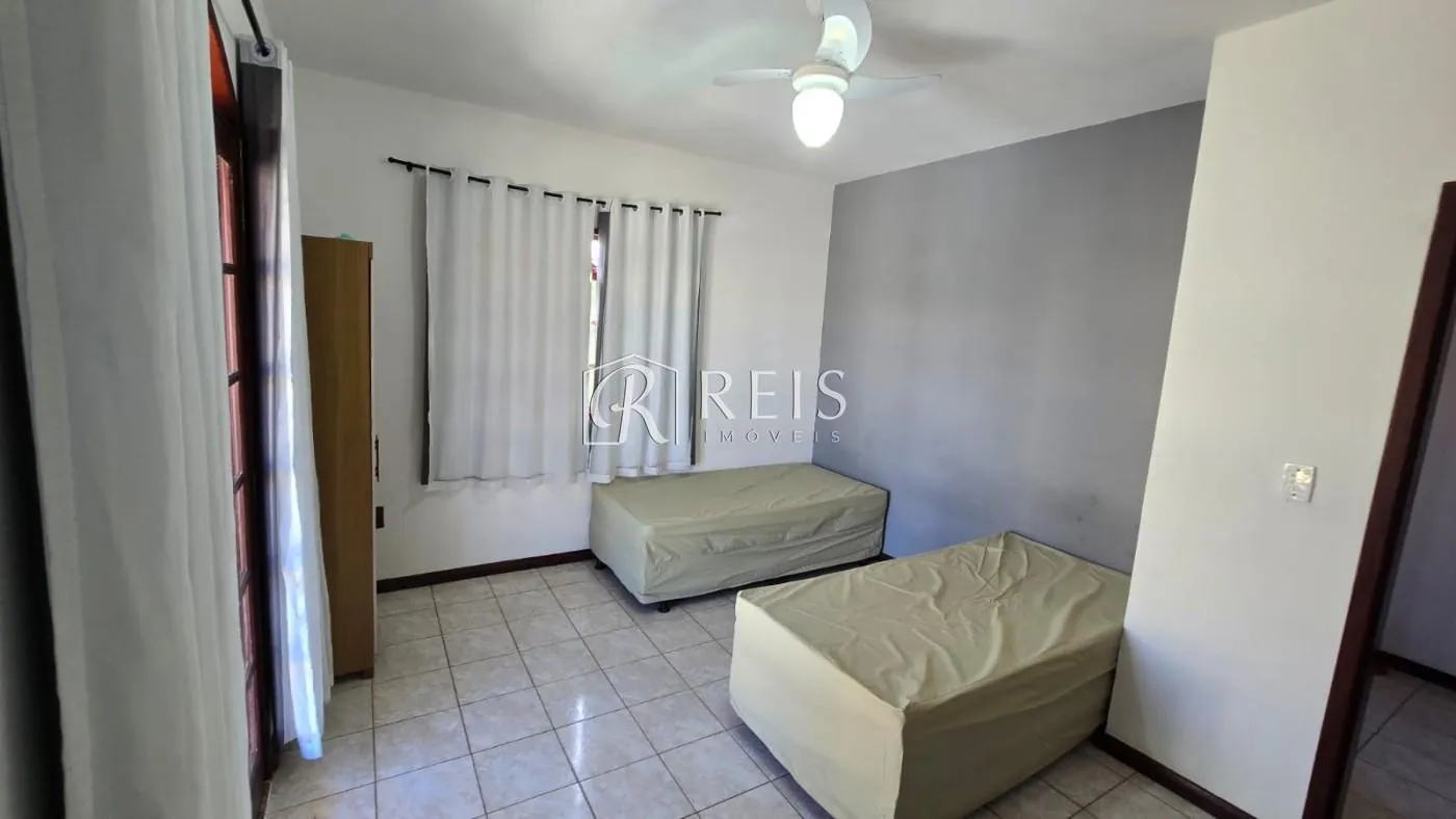 Imagem Casa para Venda em Rio das Ostras, Jardim Mariléa, 2 dormitórios, 2 banheiros, 10 vagas