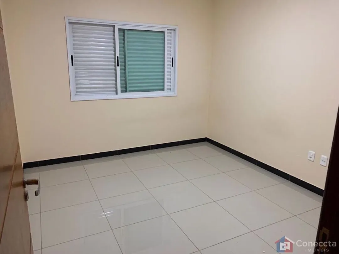 Imagem Apartamento com 3 dormitórios à venda, 105 m² por R$ 480.000,00 - Cônego Getúlio - Patos de Minas/MG