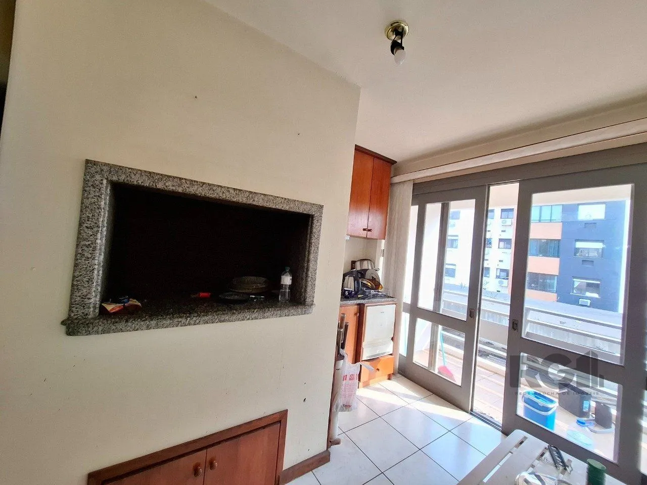 Imagem Casa com 537,00 m² com 04 dormitórios no Bairro Tristeza