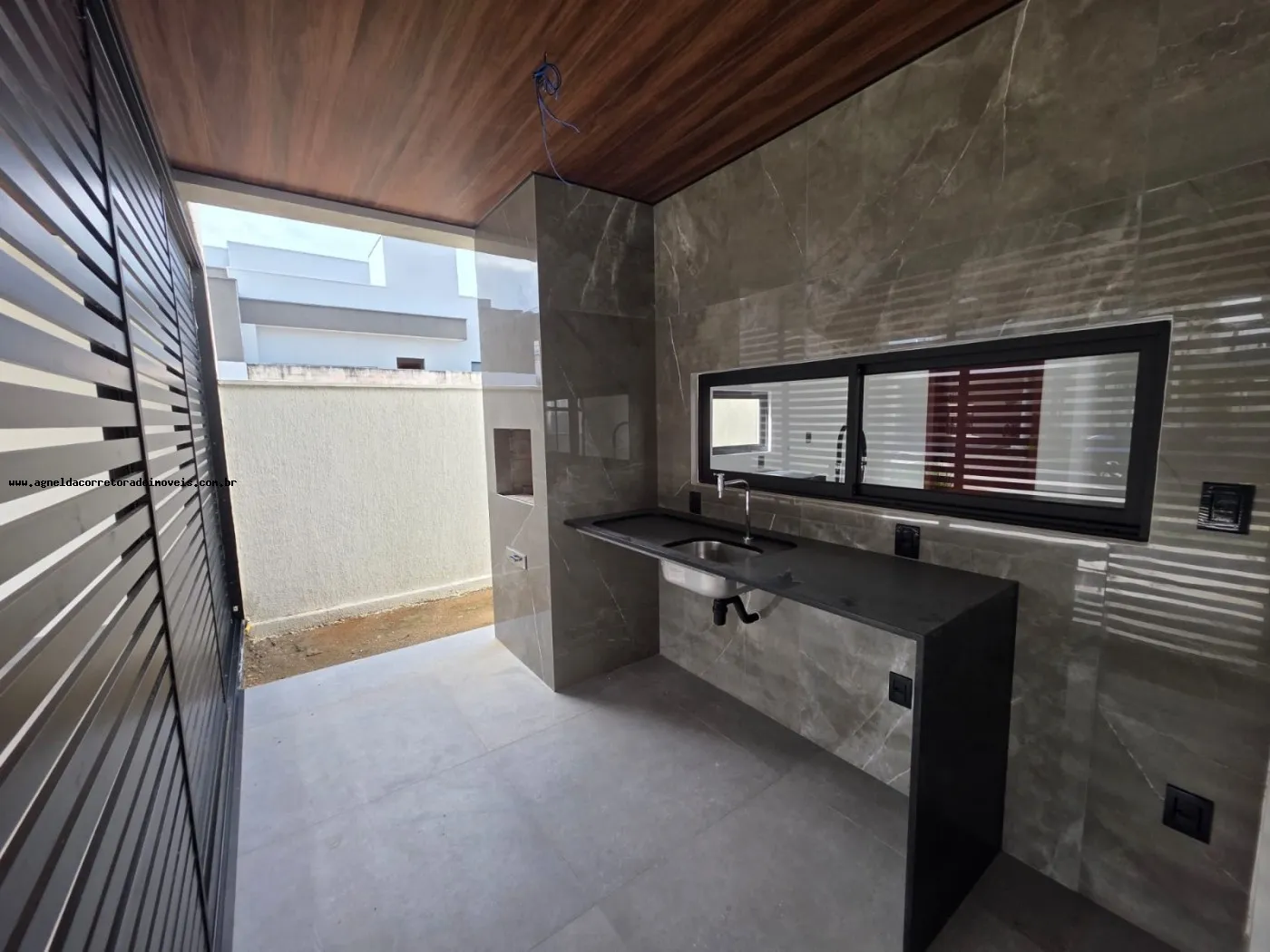 Imagem Casa em Condomínio para Venda em Parnamirim, Parque das Nações, 3 dormitórios, 3 suítes, 4 banheiros, 2 vagas