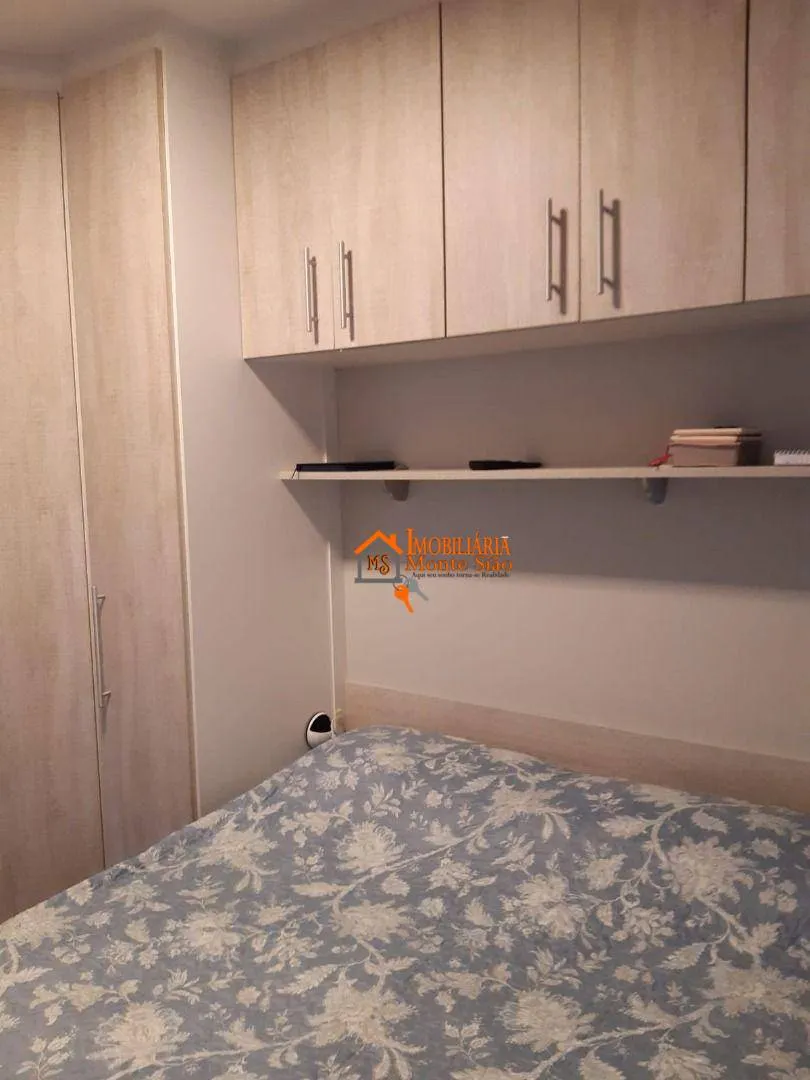 Imagem Apartamento com 2 dormitórios à venda, 43 m² por R$ 330.000,00 - Cocaia - Guarulhos/SP
