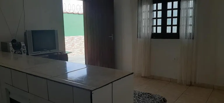 Imagem Casa com 1 Quarto à Venda, 70 m² em Vera Stellaq - Mongaguá