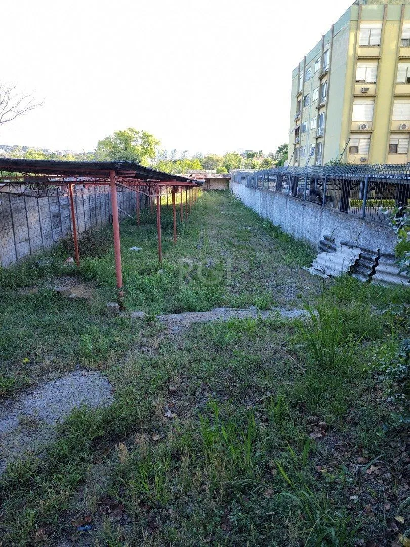 Imagem Terreno em Cristal