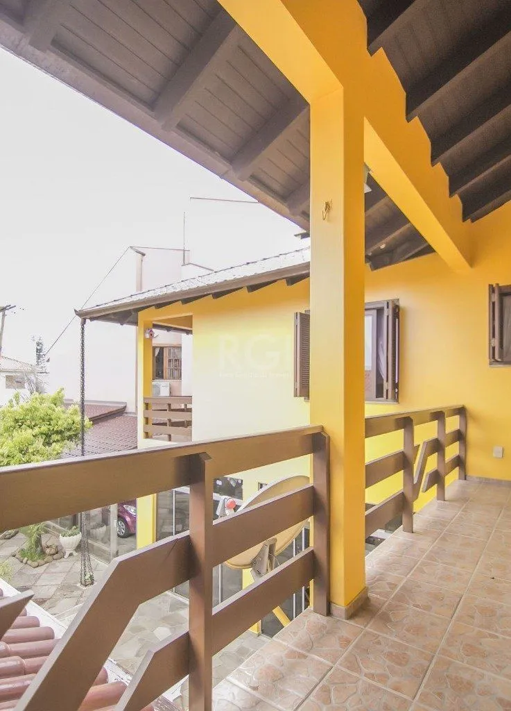 Imagem Casa para Venda - 252m², 3 dormitórios, sendo 1 suites, 3 vagas - Parque Santa Fé