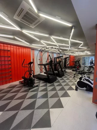 Imagem Apartamento Mobiliado e Decorado com 1 Dormitório na Rua José Paulino - Pronto para Morar!