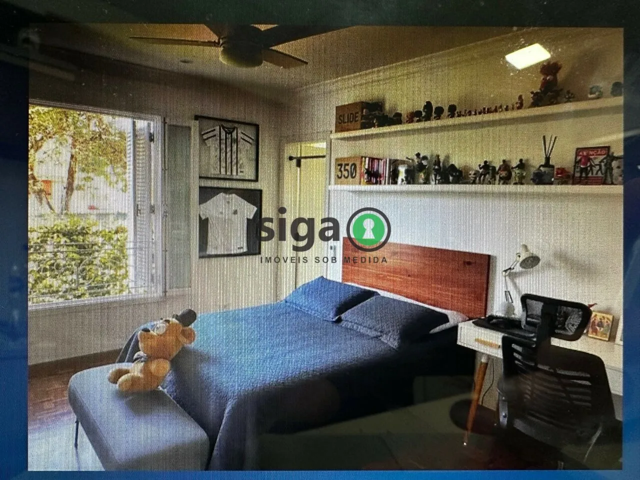 Imagem Sobradono Bairro Alto de Pinheiros, com 3 Quartos e 7 banheiros à Venda
