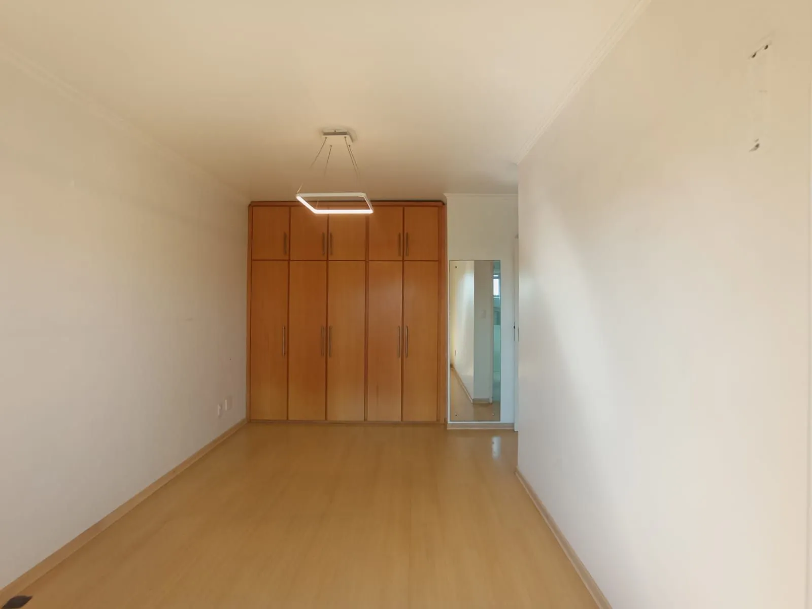 Imagem Apartamento no bairro Teresópolis de 2 dormitórios e vaga DESOCUPADO