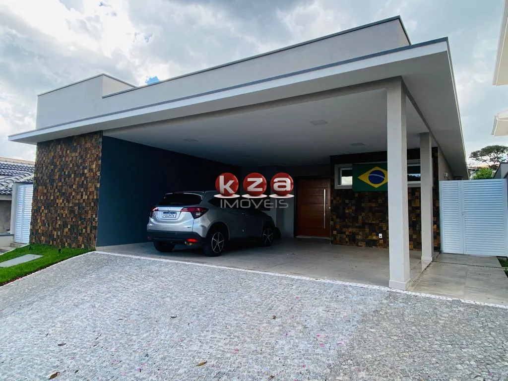 Imagem Luxuosa casa em condomínio à venda em Valinhos-SP, no Condomínio Canto Del Bosco: 3 quartos, 3 suítes, 3 salas, 4 vagas de garagem, 367m².