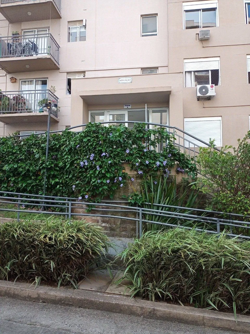 Imagem APARTAMENTO, 3 DORMITÓRIO, 1 SUÍTE, 1 VAGA, BAIRRO CAMAQUÃ, PORTO ALEGRE-RS
