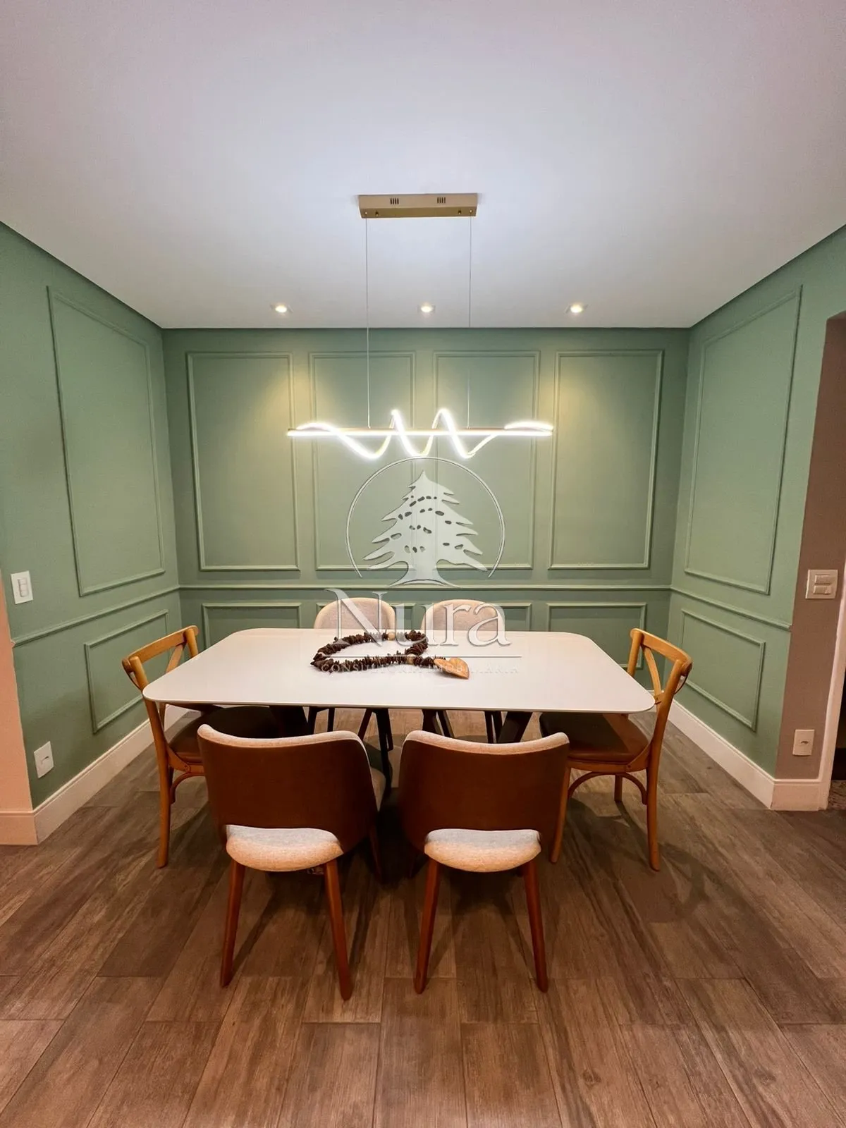 Imagem Apartamento de 3 quartos, 111m² no bairro Ponta da Praia, em Santos