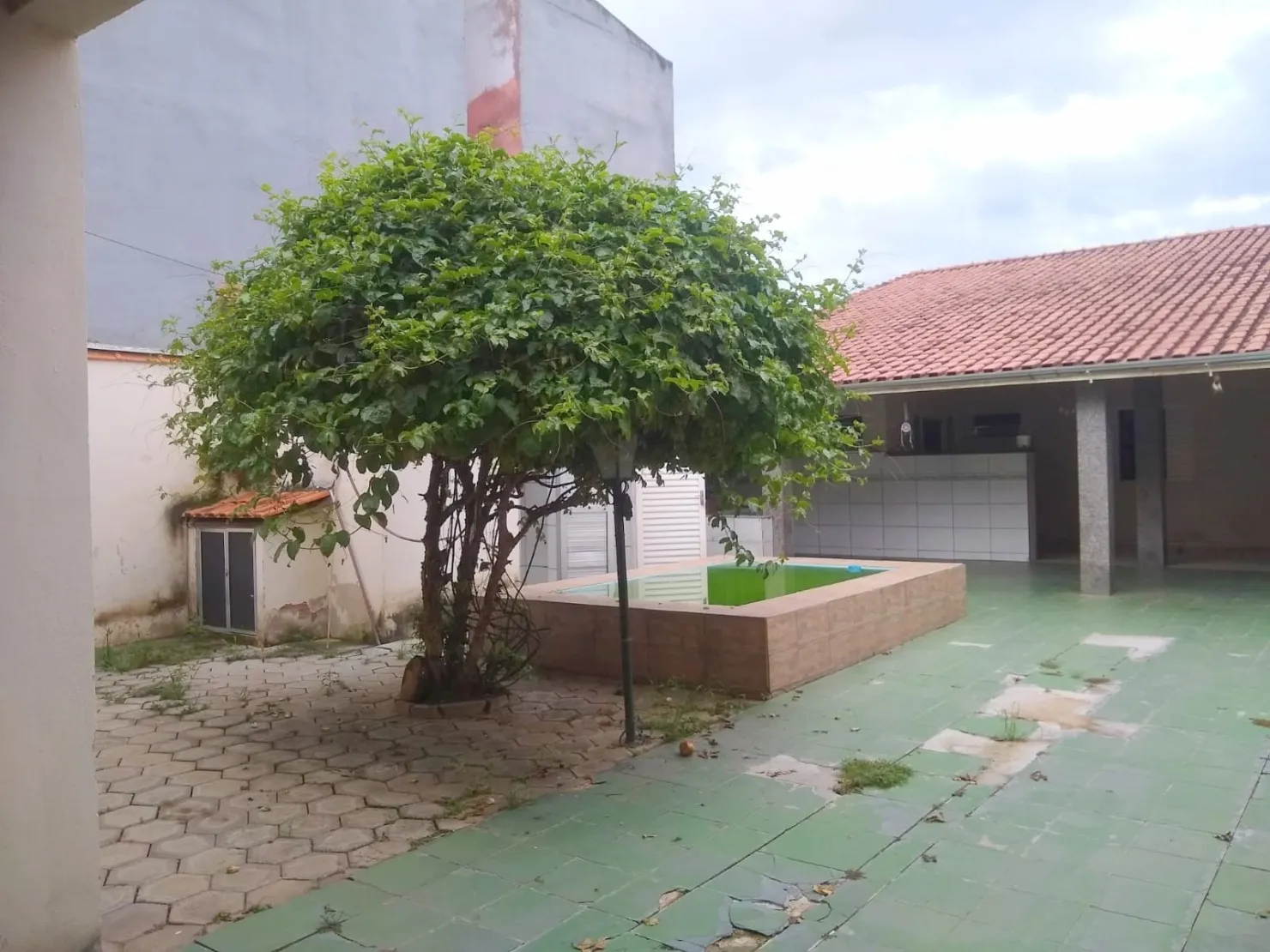 Imagem Casa à venda 2 Quartos, 3 Vagas, 265.5M², Jardim Primavera, Roseira - SP