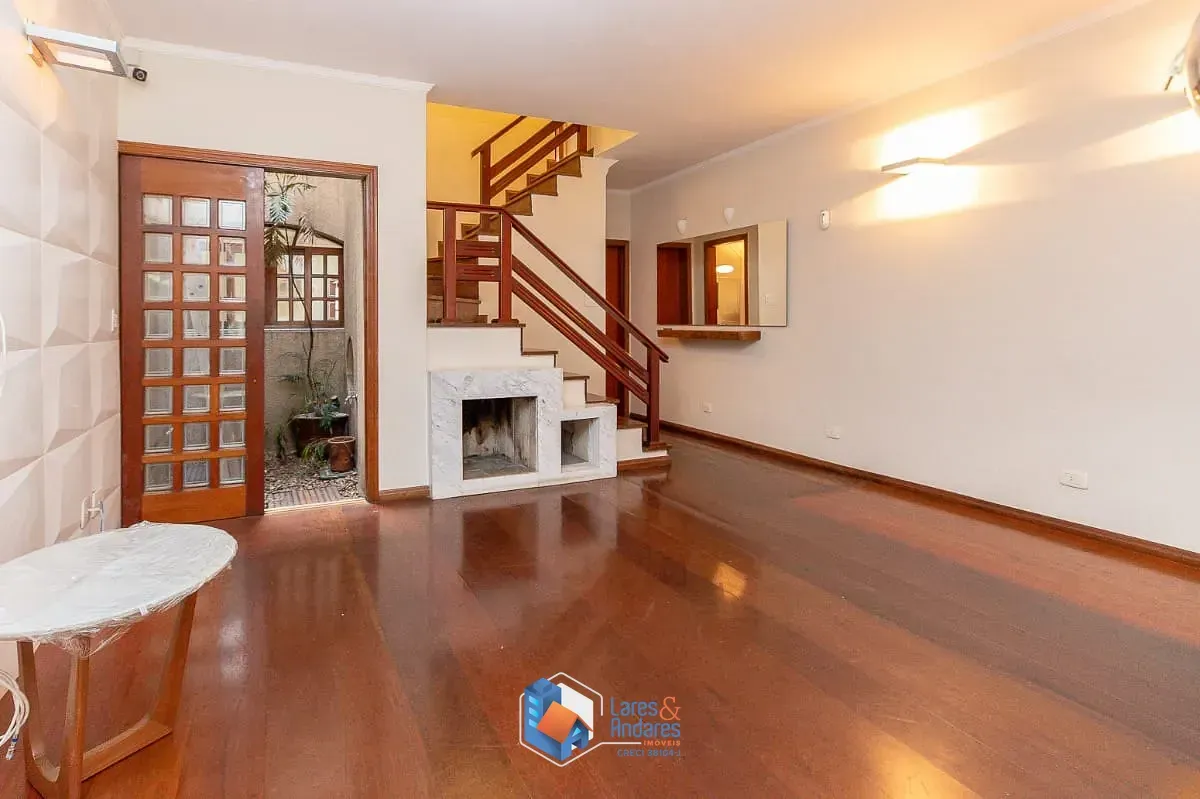 Imagem Casa para venda em Jardim Aeroporto com 2 quartos, sendo 2 suítes, 136m²