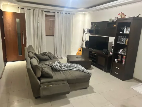 Imagem Sobrado com 3 dormitórios à venda, 234 m² por R$ 1.100.000,00 - Jardim dos Ipês - Suzano/SP
