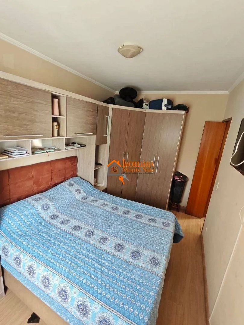 Imagem Apartamento com 2 dormitórios à venda, 60 m² por R$ 250.000,00 - Vila Rio de Janeiro - Guarulhos/SP