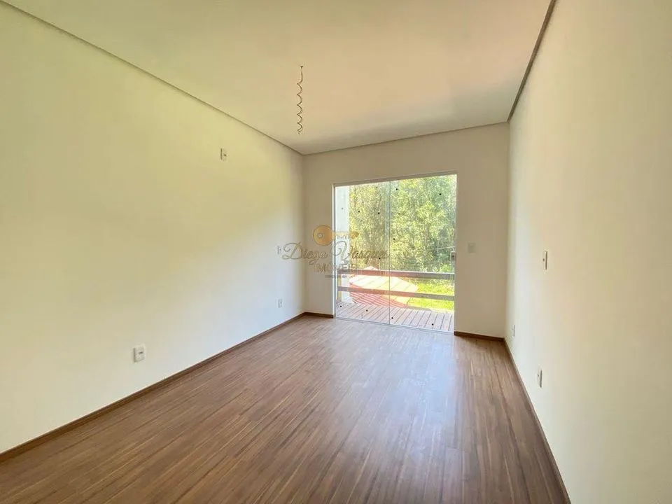 Imagem Casa para Venda em Teresópolis / RJ no bairro Granja Guarani