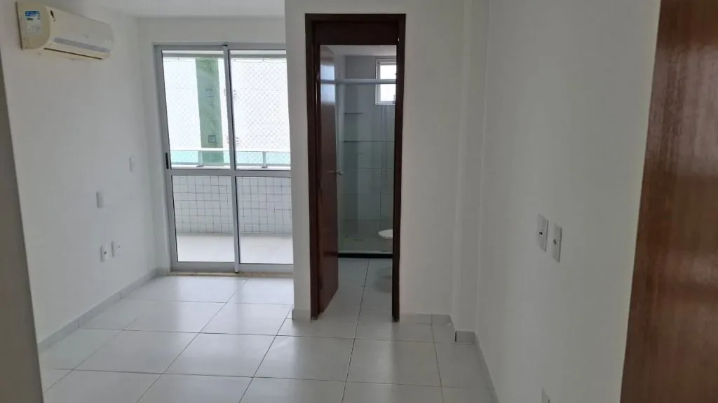 Imagem Apartamento com 3 suítes, varanda gourmet, 3 vagas soltas, lazer completo e localização privilegiada no Bessa.