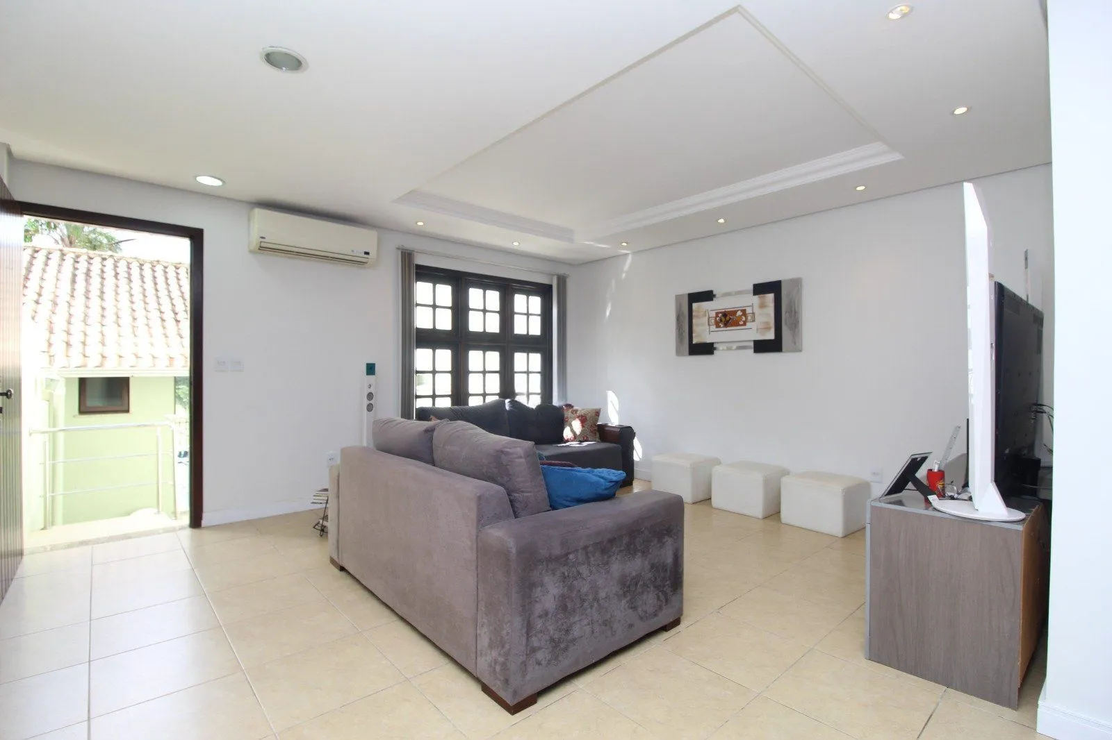 Imagem Casa de 180m² com 3 dormitórios no bairro Ecoville, Porto Alegre