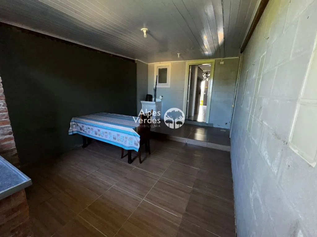 Imagem Vende-se Casa Geminada na Várzea Grande, com 02 dormitórios