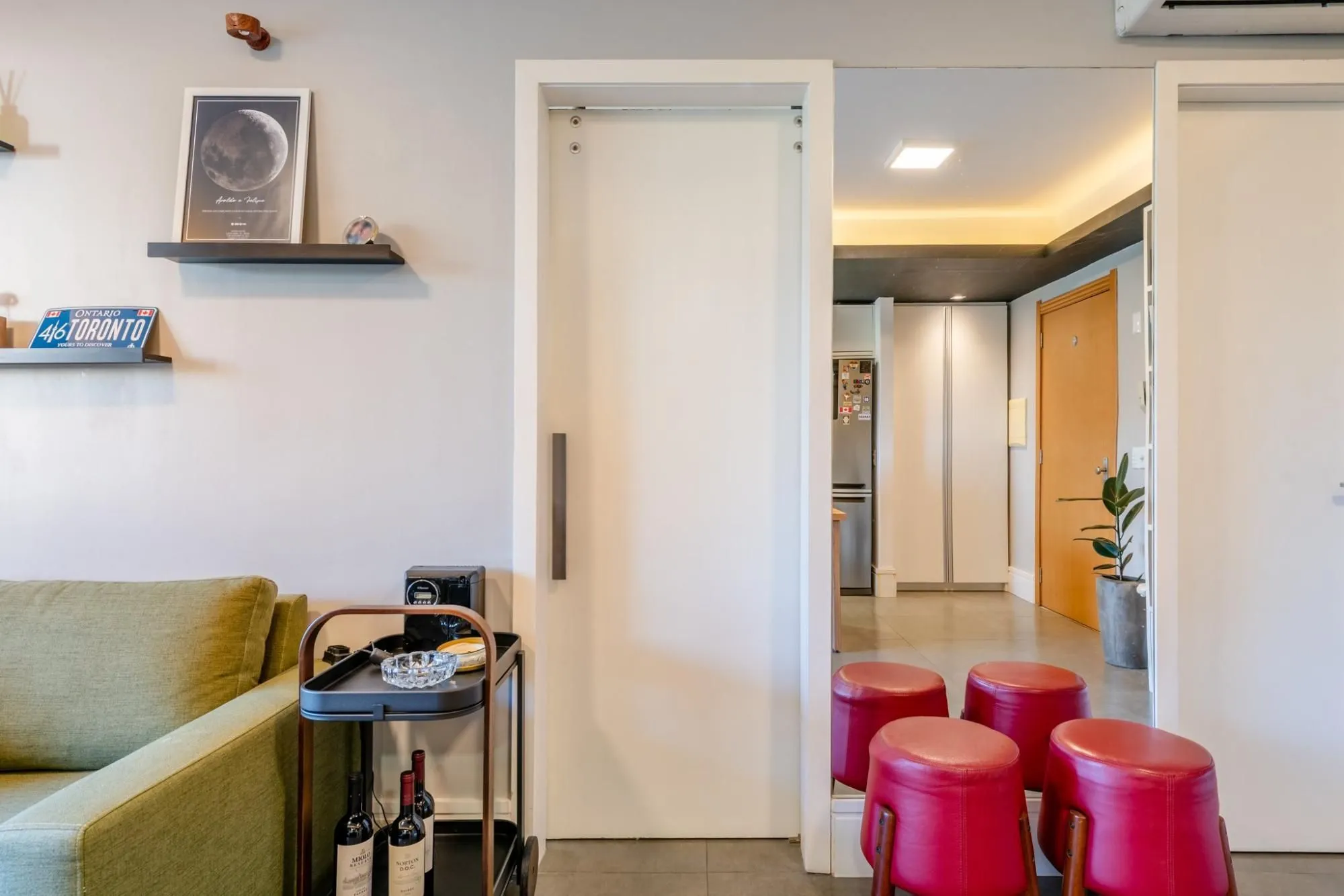 Imagem Apartamento de 1 dormitório á venda em Três Figueiras, Porto Alegre.