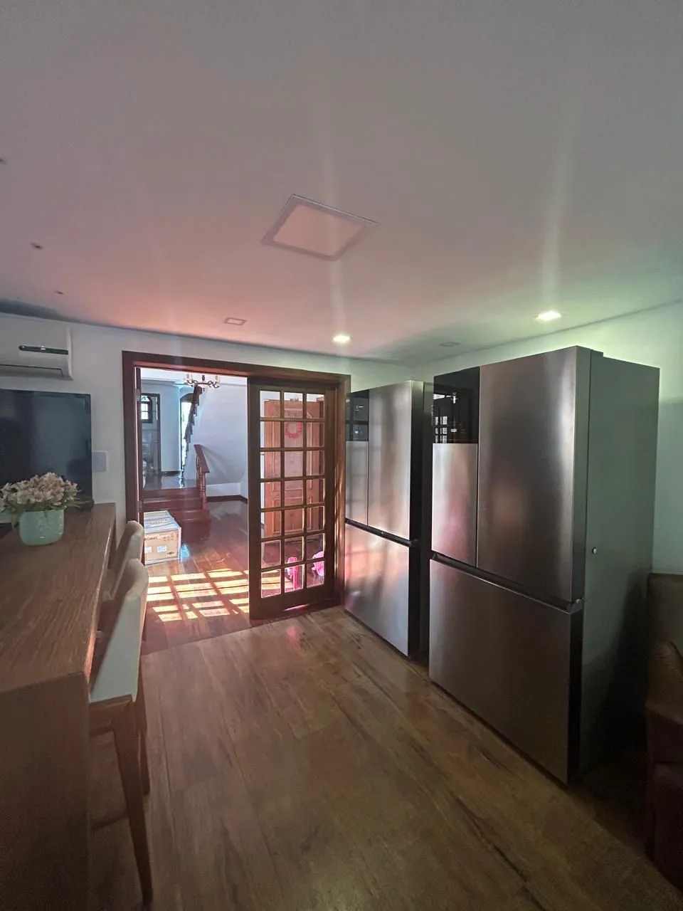 Imagem CASA -4 DORM. -com 2 suítes - 3 BOX- 297,18 m² - MENINO DEUS
