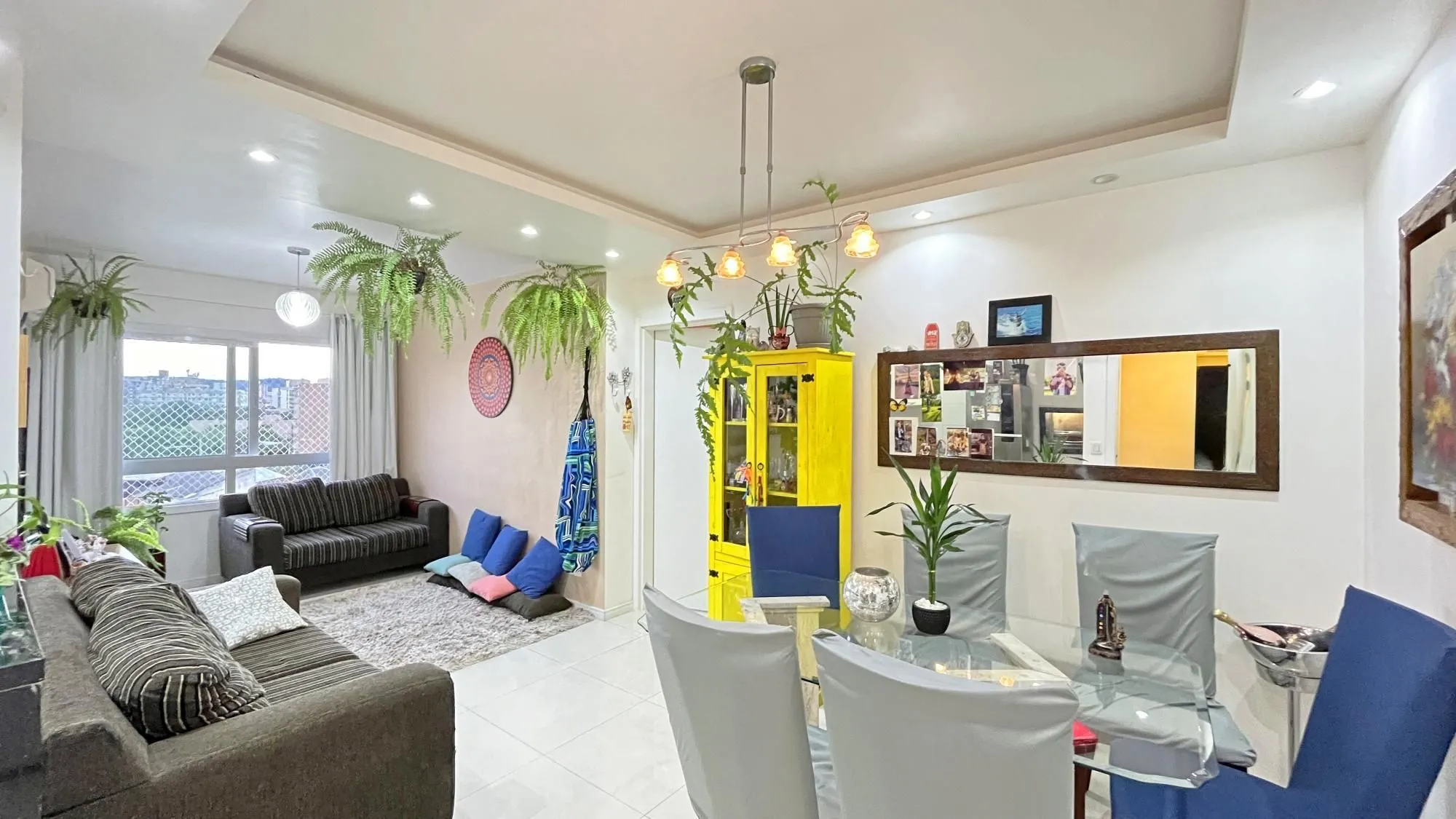 Imagem Apartamento 82m² - três dormitórios, suíte, duas vagas de garagem