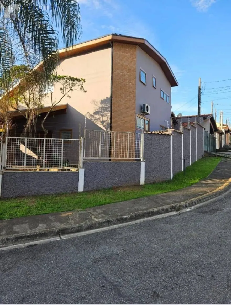 Foto do imóvel Excelente oportunidade, casa próximo ao centro da cidade.