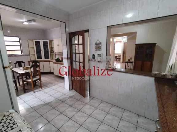 Imagem Casa Duplex com 4 suítes e uma delas com hidro-massagem, Piscina, Churrasqueira, Salão de Festas no Campo Grande em Santos (SP) por R$.1.500.000,00 !