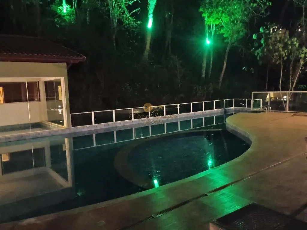 Imagem Casa em Condomínio para Venda em Petrópolis / RJ no bairro Itaipava