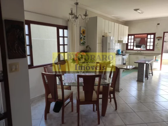 Imagem Sobrado de 6 quartos na Martim de Sá: 2 suítes, área gourmet com churrasqueira e piscina. Oportunidade imperdível!