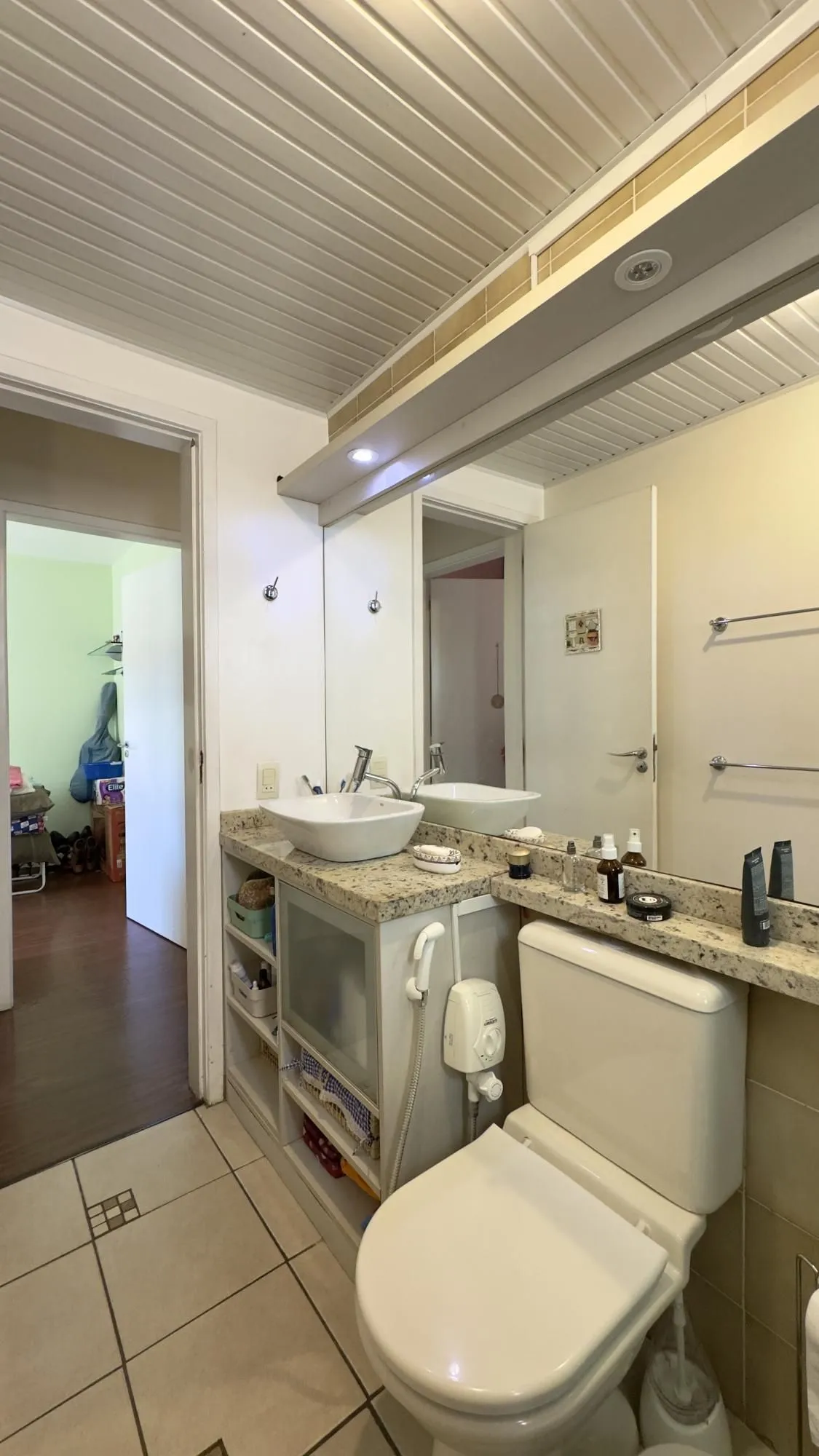 Imagem Apartamento 2 dormitórios com sacada e vaga de garagem próximo à PUCRS