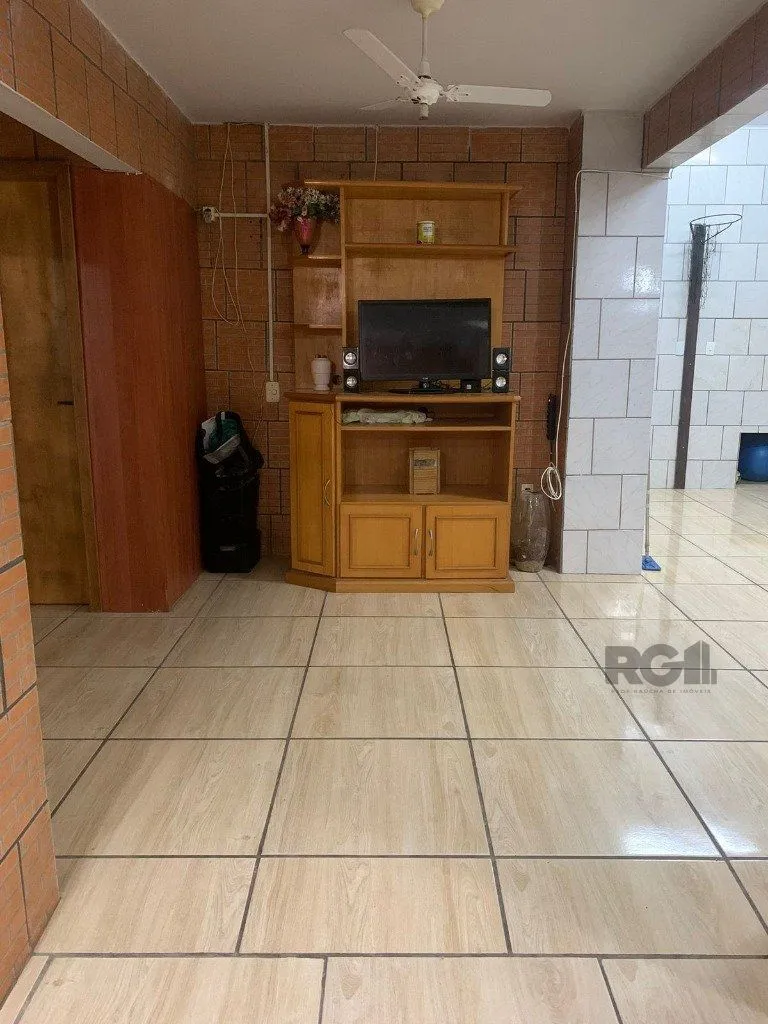 Imagem Vende-se casa 3 quartos com suíte e 3 vagas de garagem - 130m² - Jardim Itu Sabará
