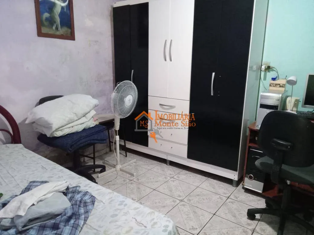 Imagem Sobrado com 6 dormitórios à venda, 200 m² por R$ 371.000,00 - Jardim São Domingos - Guarulhos/SP