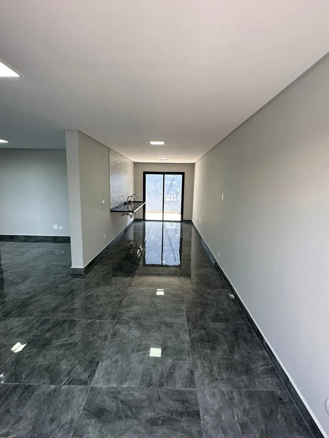 Imagem Casa à venda 3 Quartos, 1 Suite, 2 Vagas, 175M², Loteamento Residencial e Comercial Flamboyant, Pindamonhangaba - SP