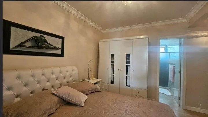 Imagem Apartamento com 2 suítes totalmente mobiliado a 150m da beira mar