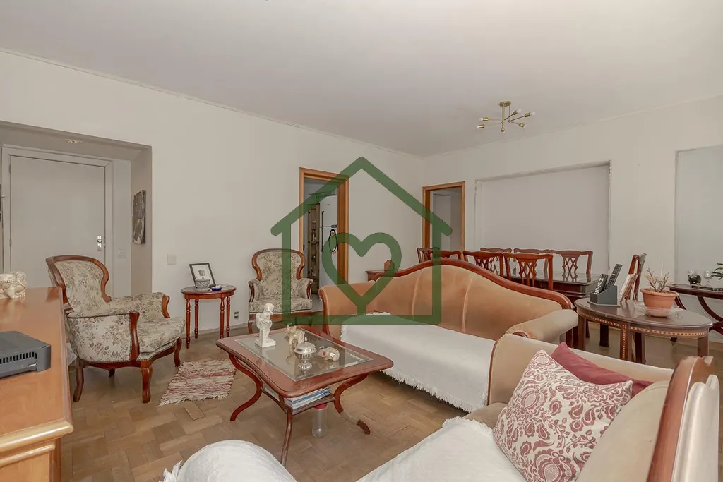 Imagem Apartamento amplo, bem iluminado e arejado com 114,10m² de área privativa muito bem distribuídos,...