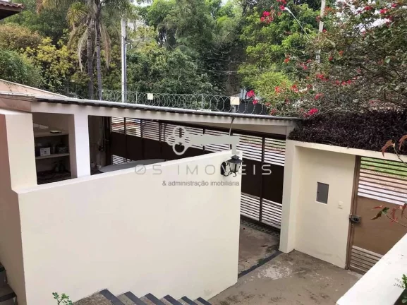 Imagem Casa à venda na Granja Viana com 3 dormitórios e suíte: moderna e integrada
