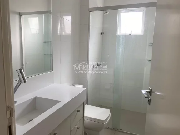 Imagem Vendo Apartamento em Meia Praia Itapema, Residencial La Lumiere, 200 Metros do Mar. Com 4 Suítes, 210m² de área privada. 3 elevadores, 2 garagens.