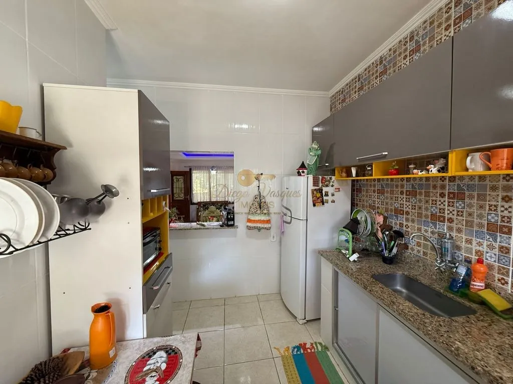 Imagem Casa em Condomínio para Venda em Guapimirim / RJ no bairro Limoeiro