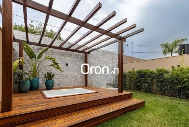 Imagem Sobrado com 3 dormitórios à venda, 116 m² por R$ 653.000,00 - Sítios Santa Luzia - Aparecida de Goiânia/GO