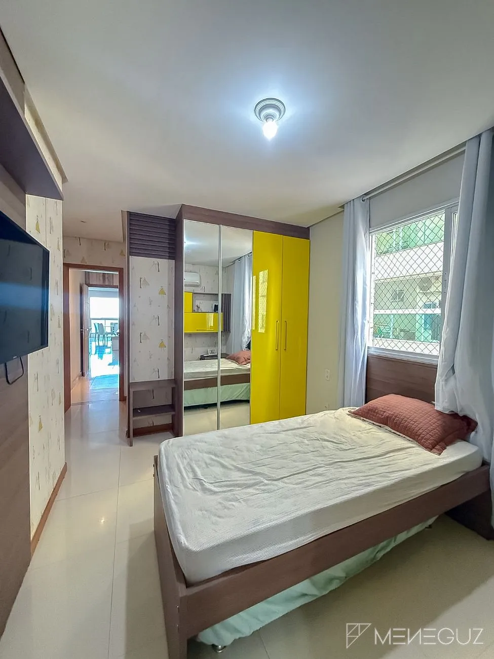 Imagem Apartamento à venda na Praia do Morro, Guarapari - 3 quartos, 2 suítes, frente mar, mobiliado