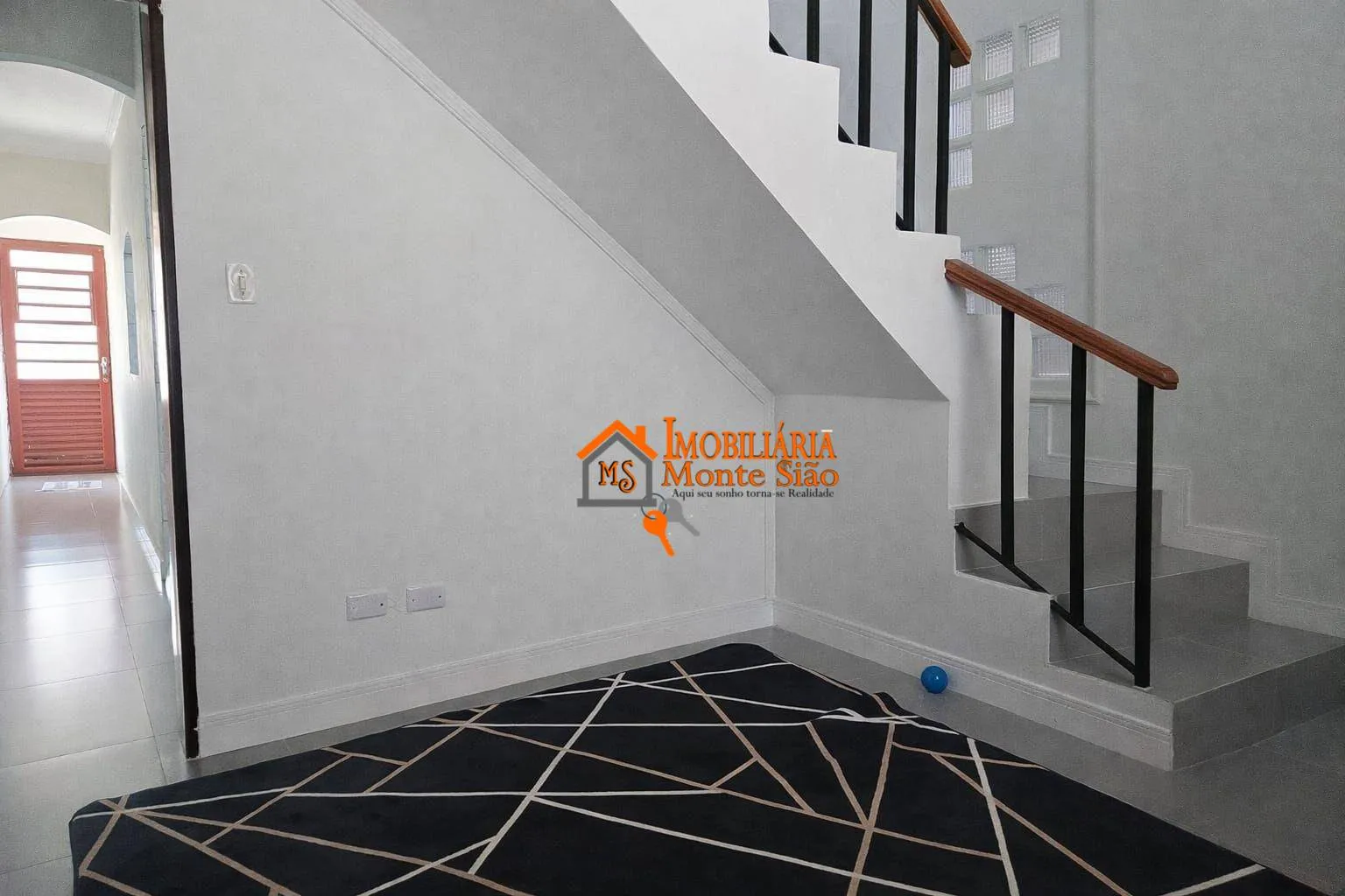 Imagem Sobrado com 3 dormitórios à venda, 200 m² por R$ 670.000,00 - Parque Continental I - Guarulhos/SP