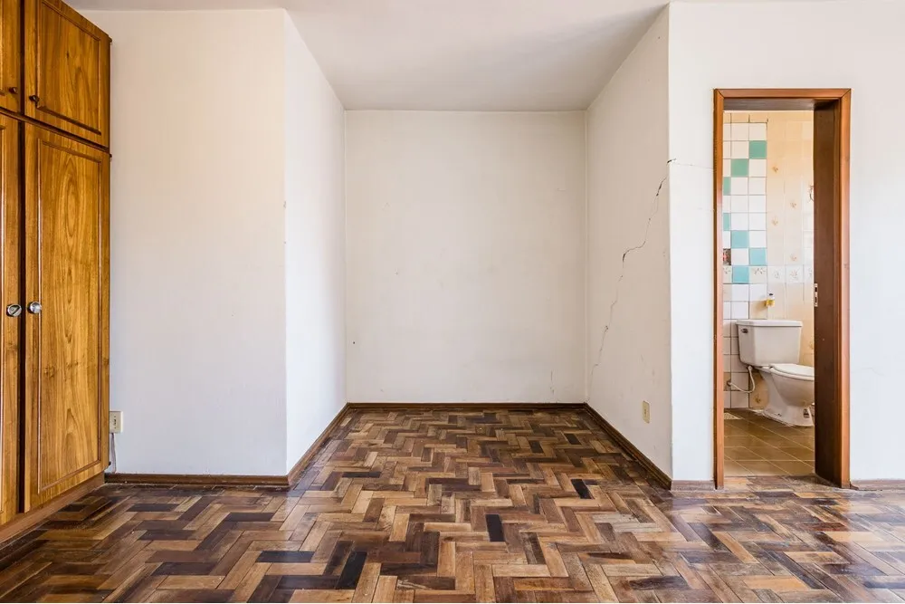 Imagem Casa à venda em Porto Alegre, Partenon, com 1 quarto, 263m2