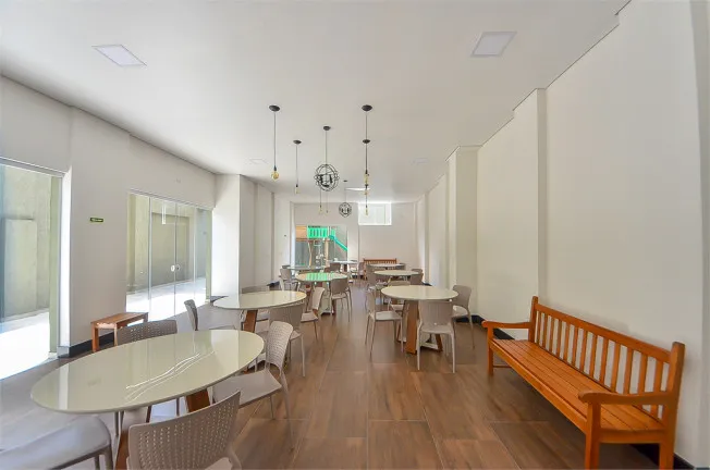 Imagem Cobertura com 4 Quartos à Venda, 225 m² em Água Verde - Curitiba