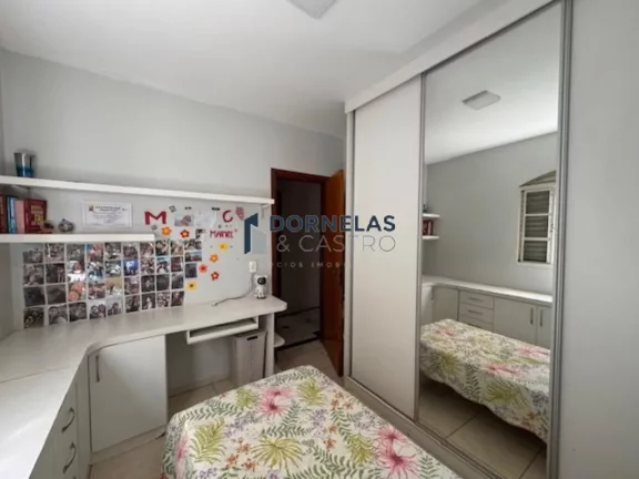 Imagem SOBRADO COM EXCELENTE RENDIMENTO QE 42 A 5 MINUTOS DO PARK SHOPPING NO GUARÁ