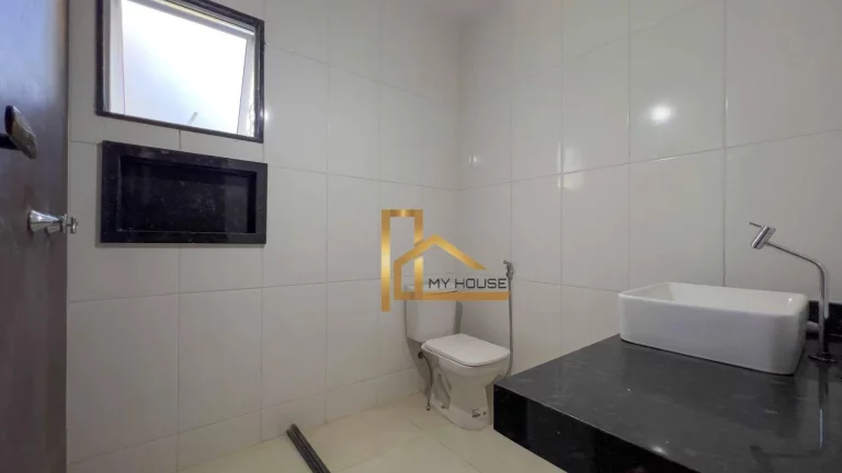 Imagem Casa nova com 4 suítes em meio a Natureza na Granja Guarani em Teresópolis-RJ