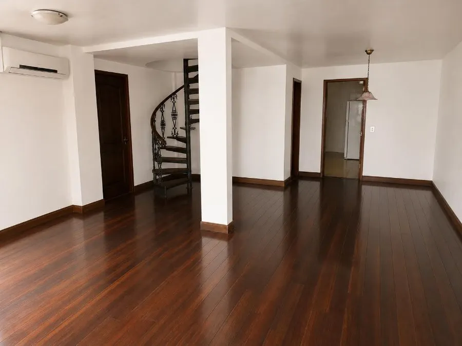 Imagem Casa Nova para Venda no Recreio dos Bandeirantes - 4 Quartos, 2 Suítes, 6 Vagas e Piscina